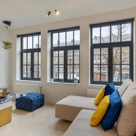 Vrijdagmarkt By Lit D'art Appartement