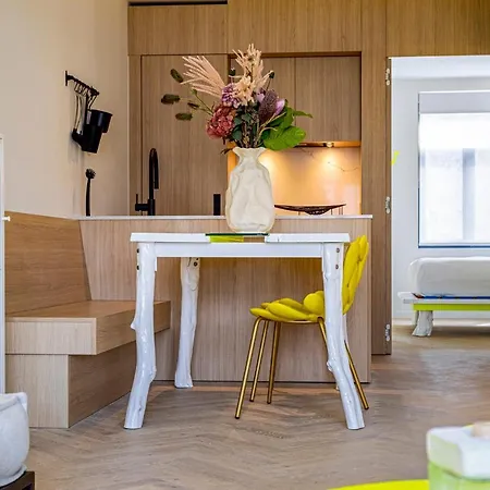 Appartement Vrijdagmarkt By Lit D'art Antwerpen